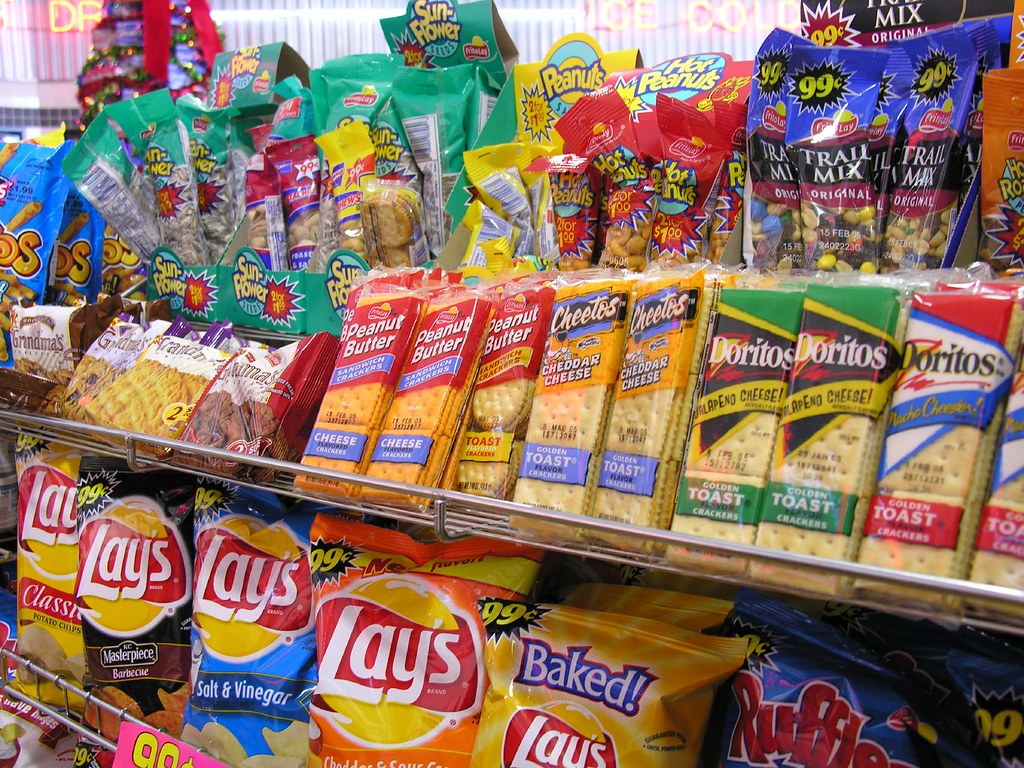 2. Shop Smart & Healthy Snacks